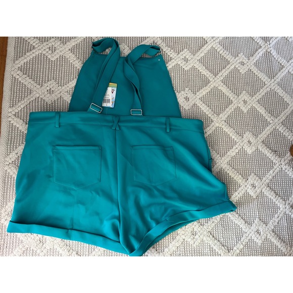 Adventure Time BMO Shortalls Plus Size 4X Hot Topic NWT Snags See Photos - Picture 3 of 9